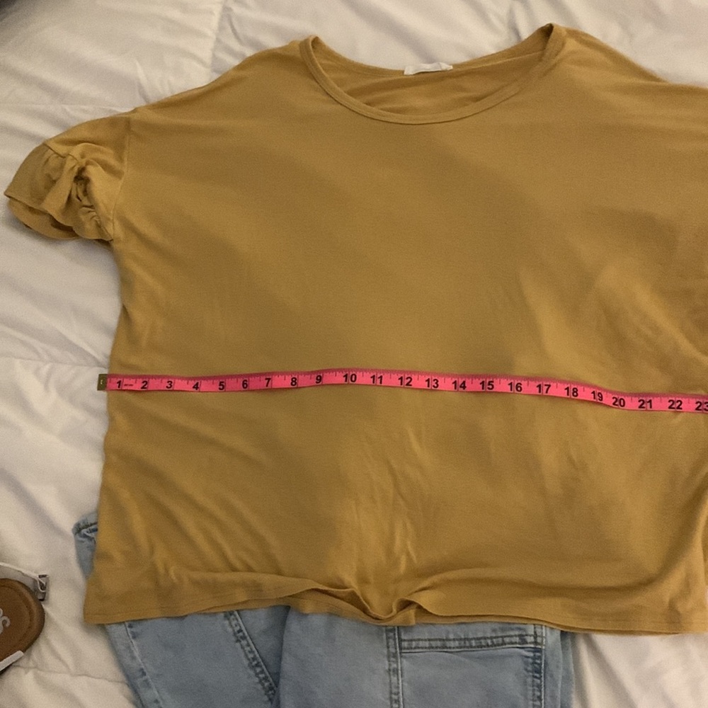 Yellow Ruffle Sleeve Top - Picture 4 of 6